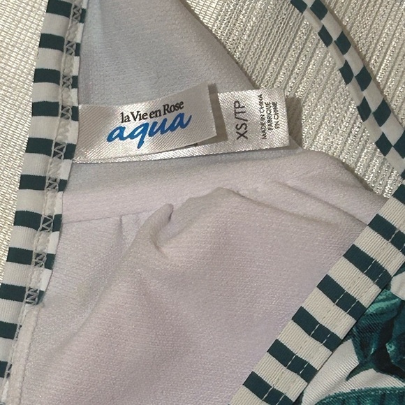 La Vie En Rose Aqua Green and White Print Bikini Top XS - Picture 4 of 4